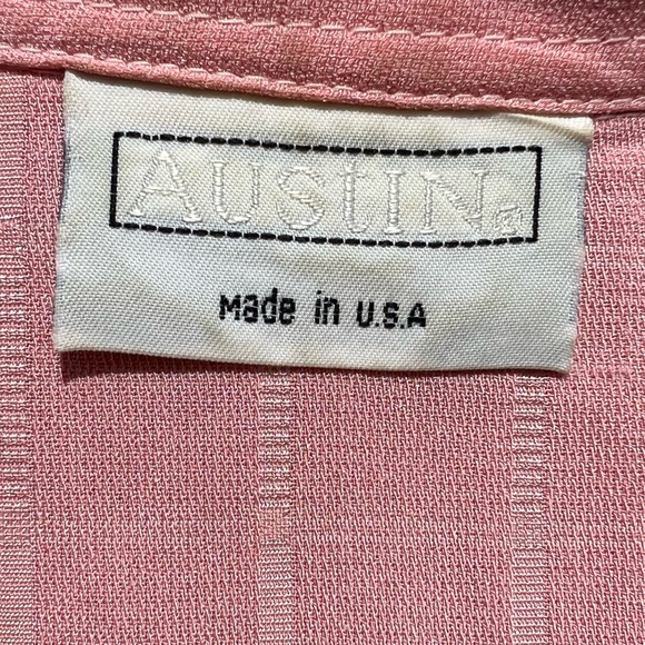 Barbie core Pink button-up - Picture 5 of 5